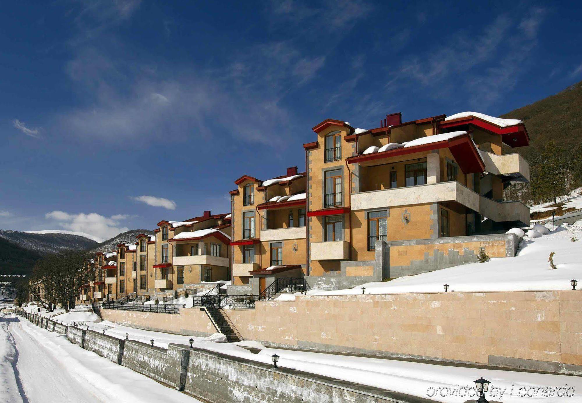 Tsaghkadzor Marriott Hotel Buitenkant foto