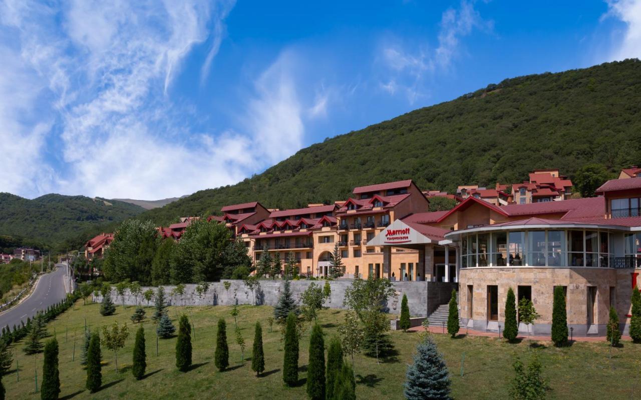 Tsaghkadzor Marriott Hotel Buitenkant foto
